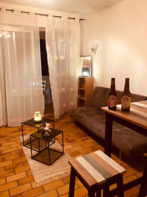 Au Calme A 2Min Mer Parking Balcon Wifi Clim! Six-Fours-les-Plages Exteriör bild