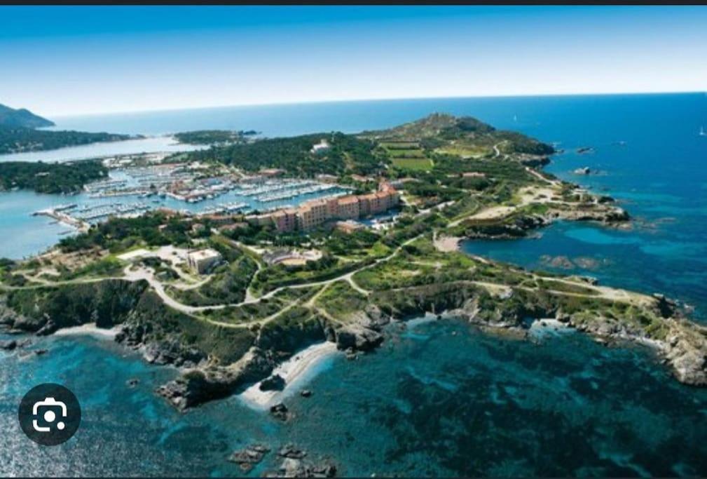 Au Calme A 2Min Mer Parking Balcon Wifi Clim! Six-Fours-les-Plages Exteriör bild