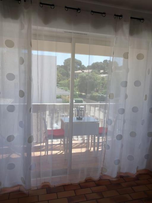 Au Calme A 2Min Mer Parking Balcon Wifi Clim! Six-Fours-les-Plages Exteriör bild